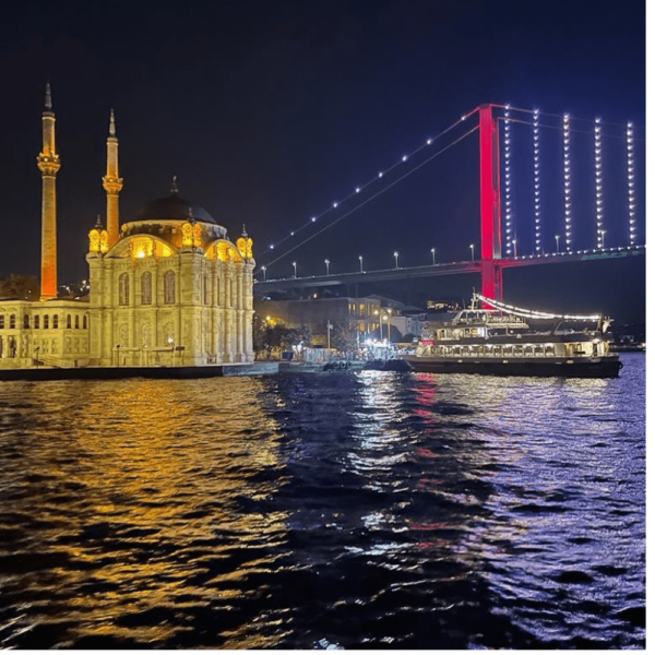 Orient House Bosphorus Dinner Cruise